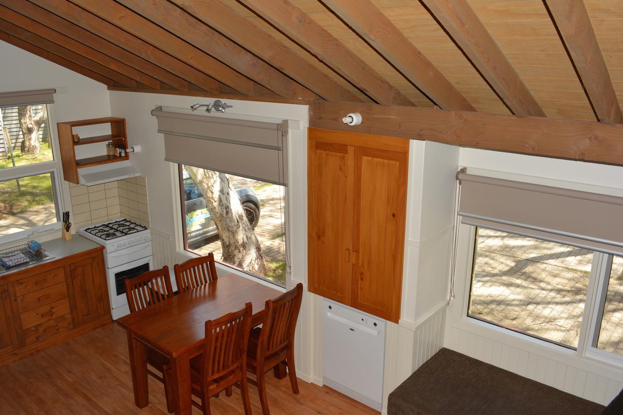 דינר פליין Gundy Lodge מראה חיצוני תמונה